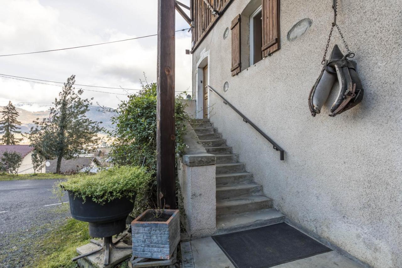 Aux Bois Dhermy Marnaz Exterior foto